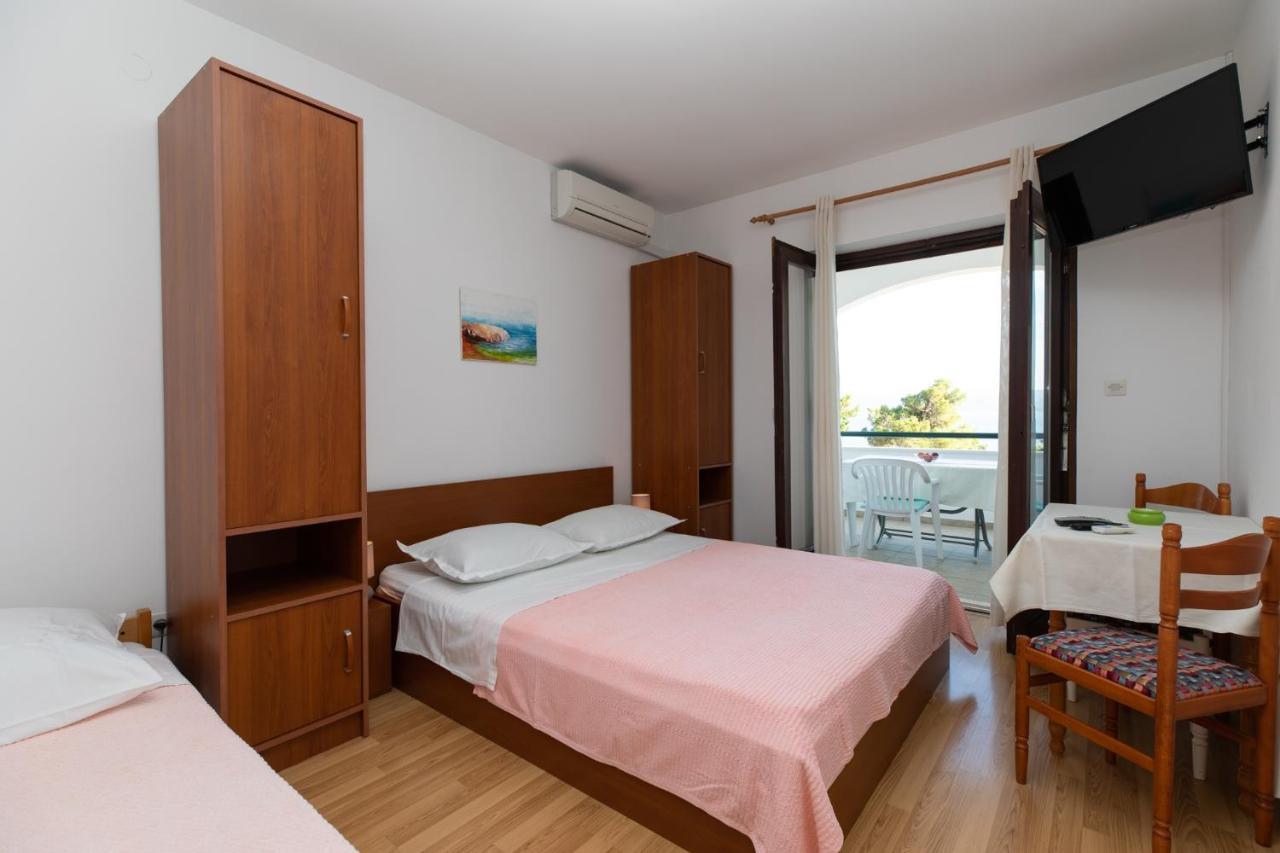 Apartments By The Sea Medici, Omis - 1046 Mimice Εξωτερικό φωτογραφία